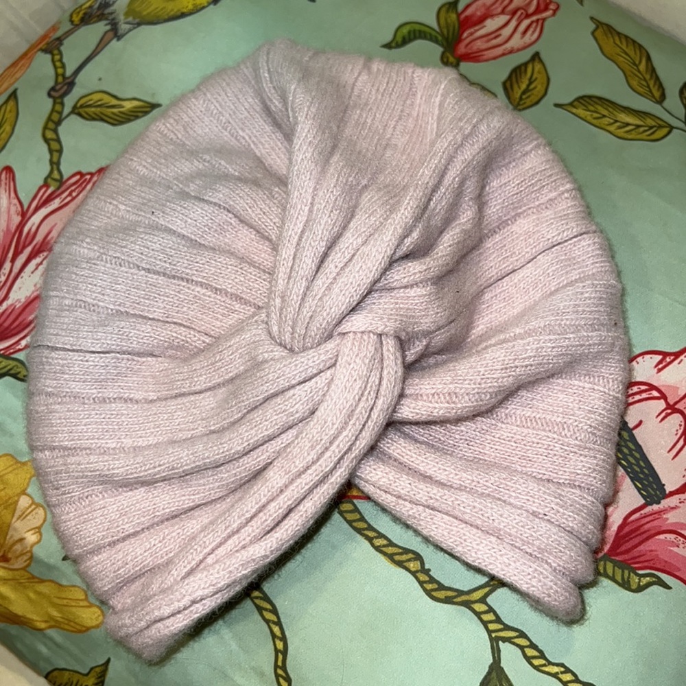 SOLD Miu Miu Cable Knit Wool/Cashmere Turban Style Hat  One Size - Picture 7 of 10